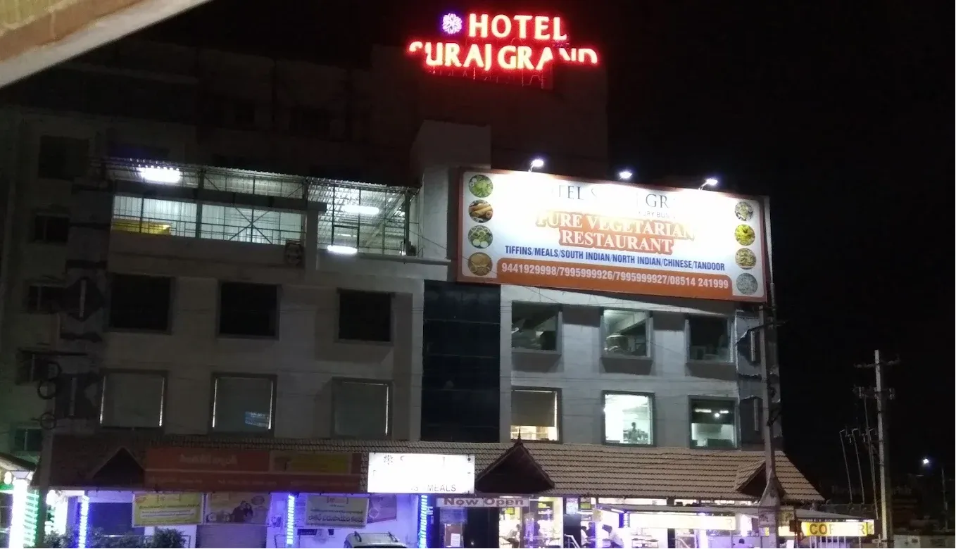 Hotel Suraj Grand